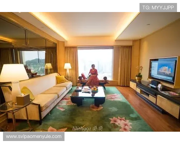 澳门百老汇银河酒店住宿推荐提供舒适豪华的客房选择及周边交通便利信息满足不同游客需求